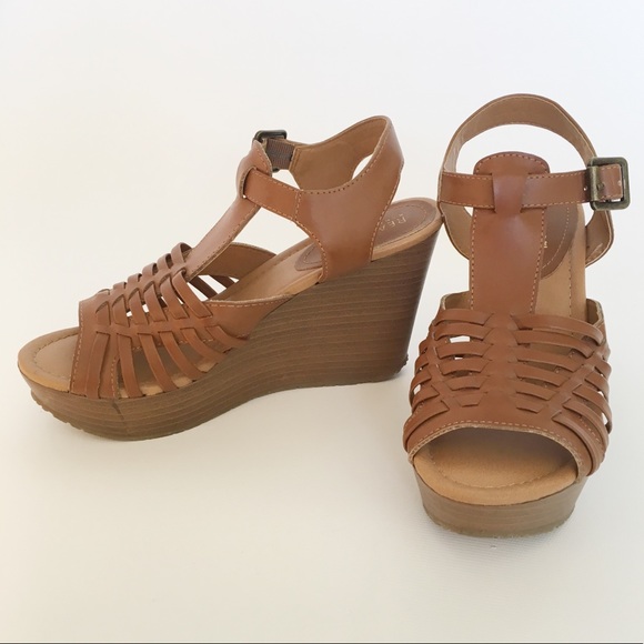 Kenneth Cole Reaction Shoes - Kenneth Cole Sandals Leather Tan Wedge Heels 6.5